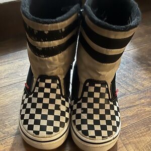 Vans snow-boots